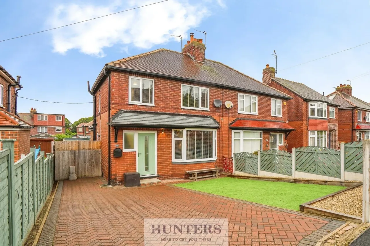 3 bed house for sale — Brookfield Avenue, Castleford, West Yorkshire