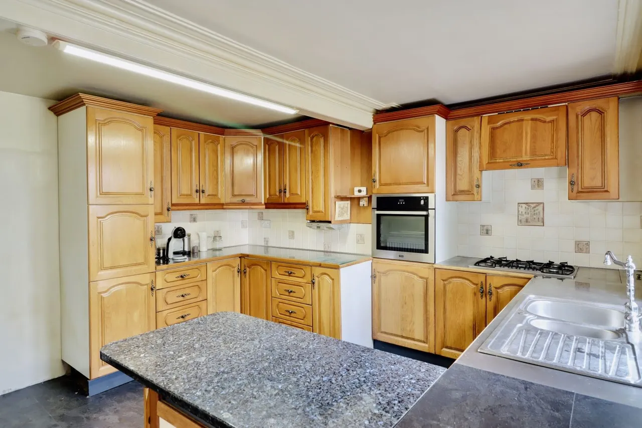 North Parade, Allerton, BD15, photo 4