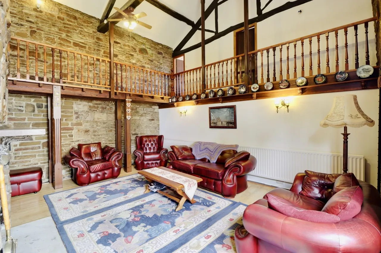 North Parade, Allerton, BD15, photo 8