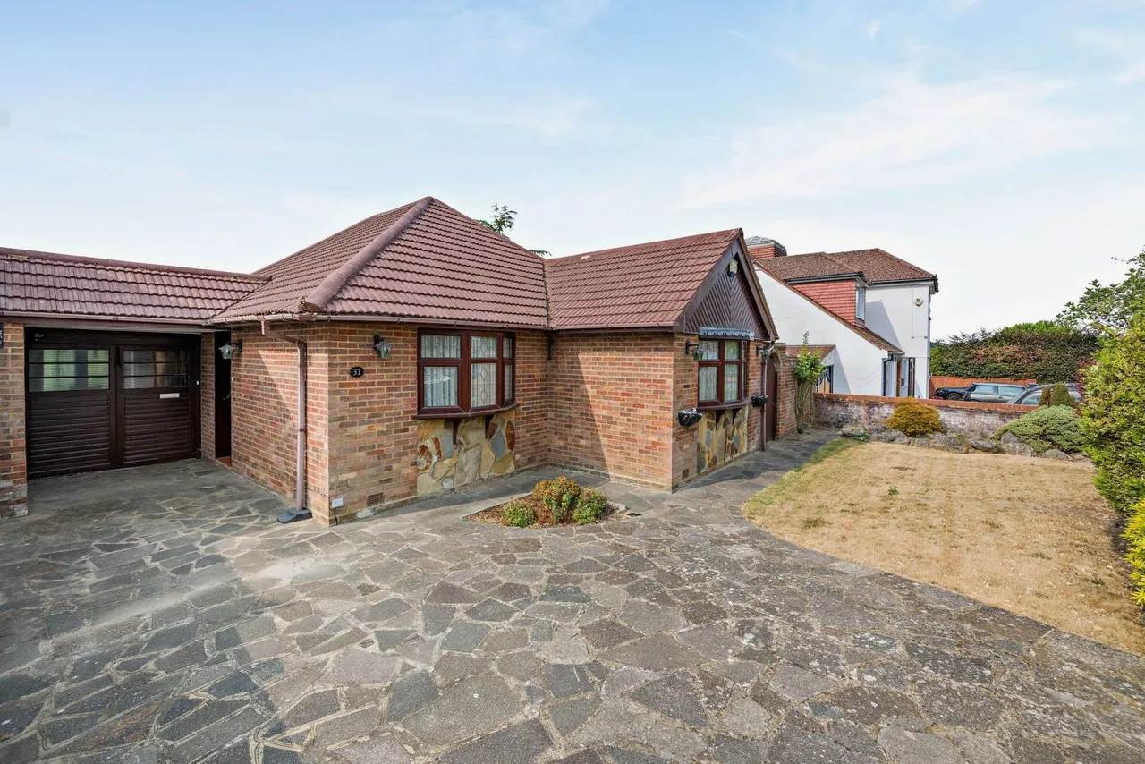 Moorhurst Avenue, Goffs Oak, EN7, photo 17
