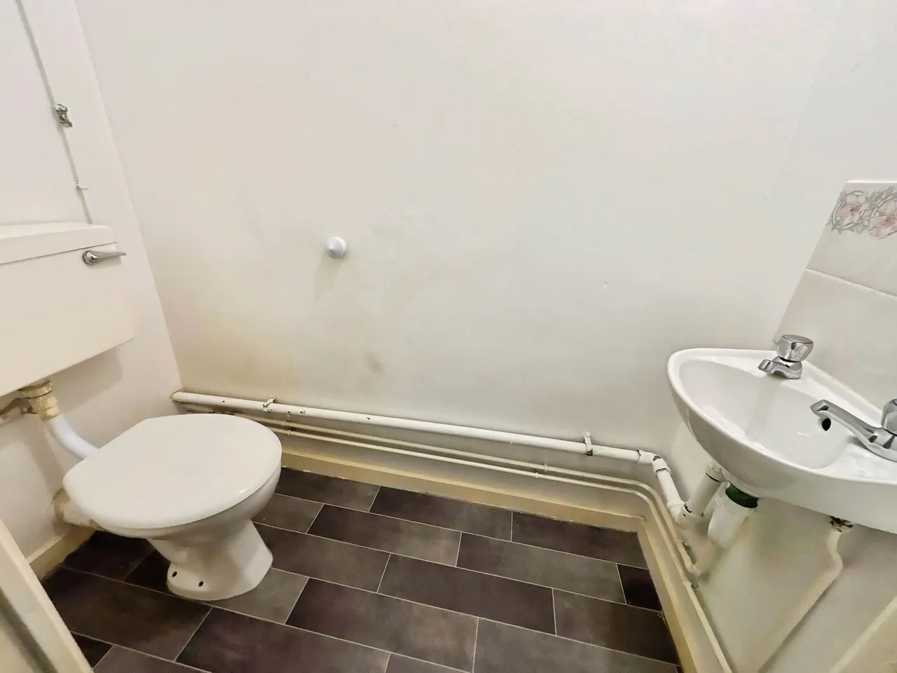 Rent Includes Gas Water PETERBOROUGH, PE2, photo 7