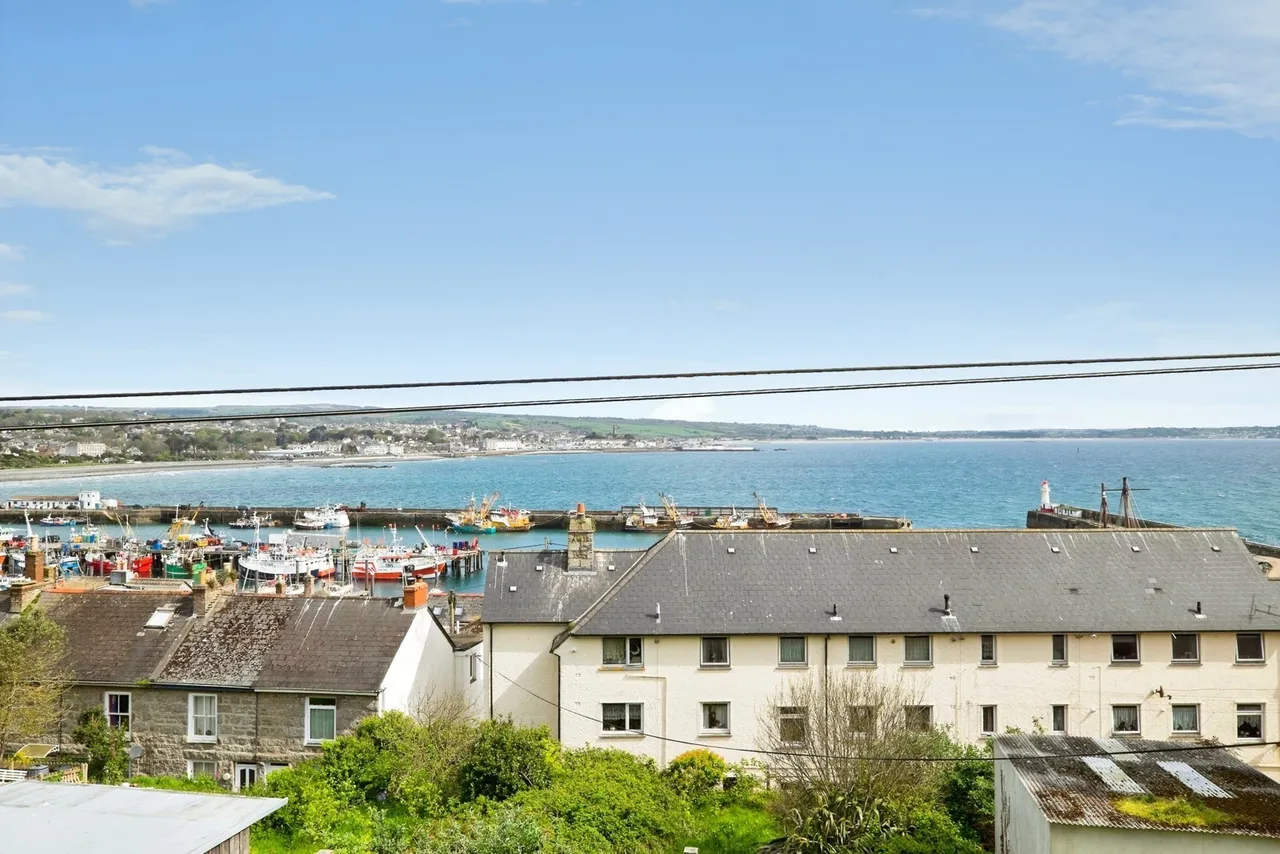 Newlyn, Penzance, TR18, photo 3