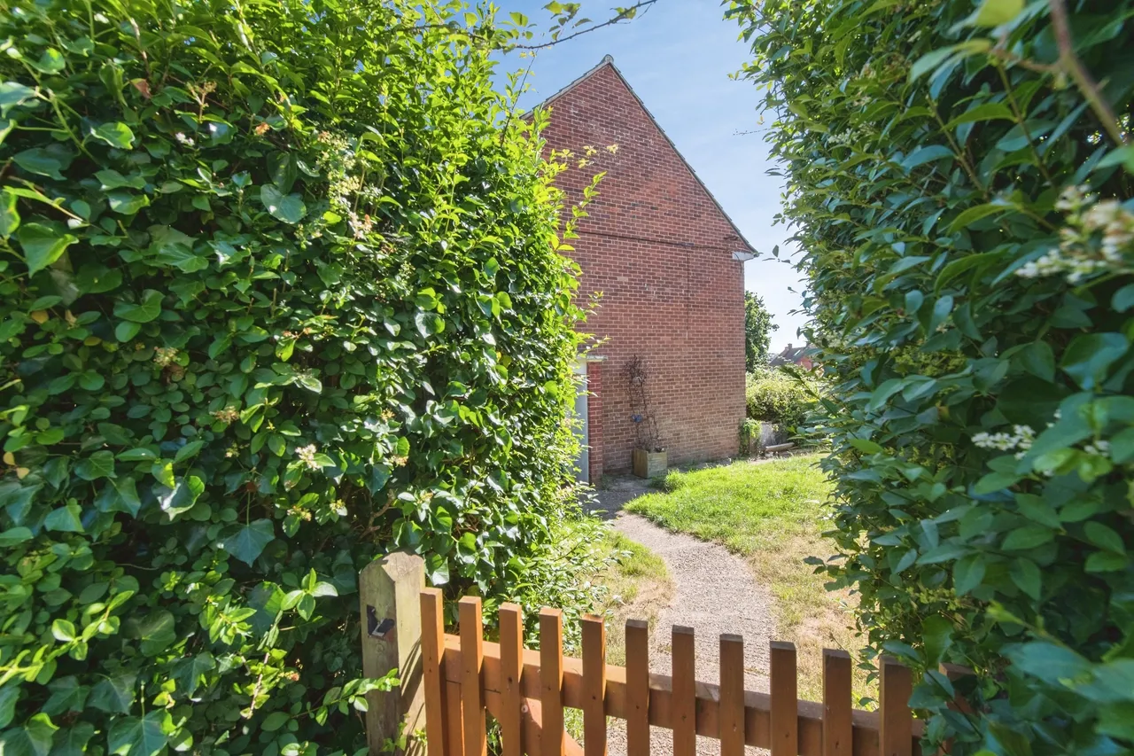 Mountain Close, Exmouth, EX8, photo 2