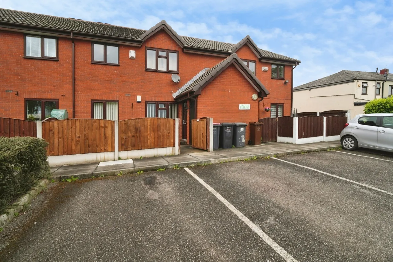 Manchester Road, Worsley, Manchester, Greater Manchester, M28, photo 16