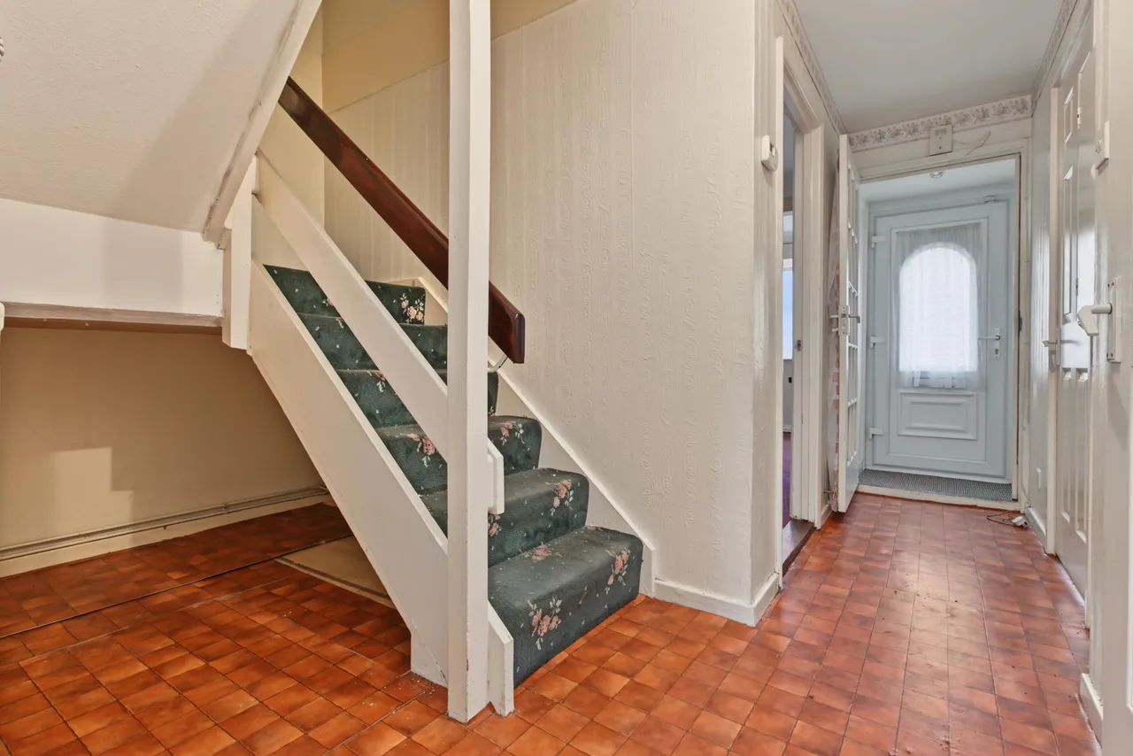 Sevenoaks Close, Romford, RM3, photo 8