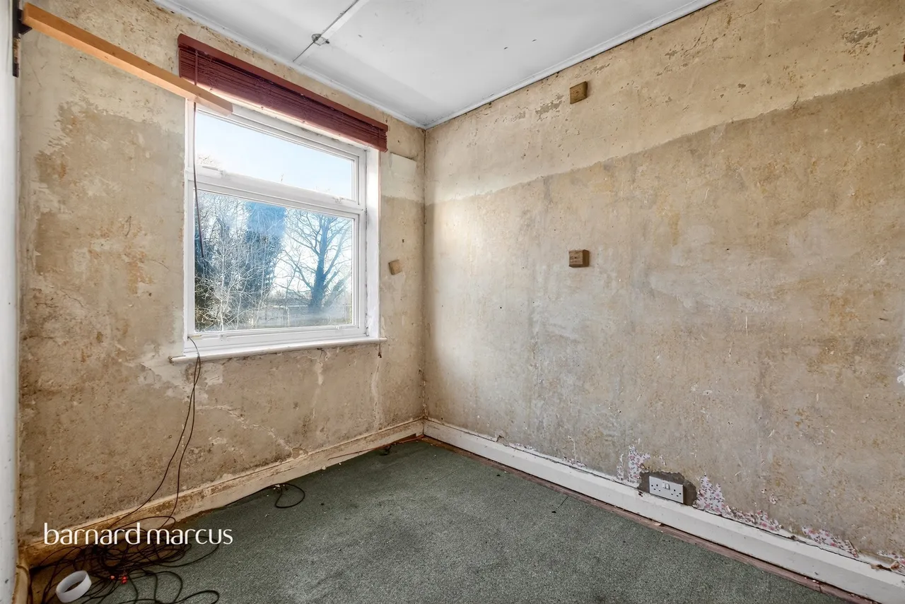 Hounslow Road, Hanworth, TW13, photo 10