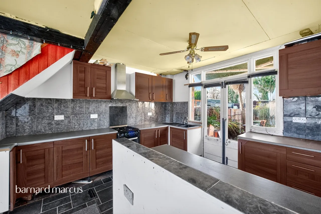 Hounslow Road, Hanworth, TW13, photo 5