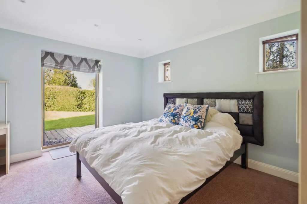 Grange Drive, Wooburn Green HP10 0QD, photo 11