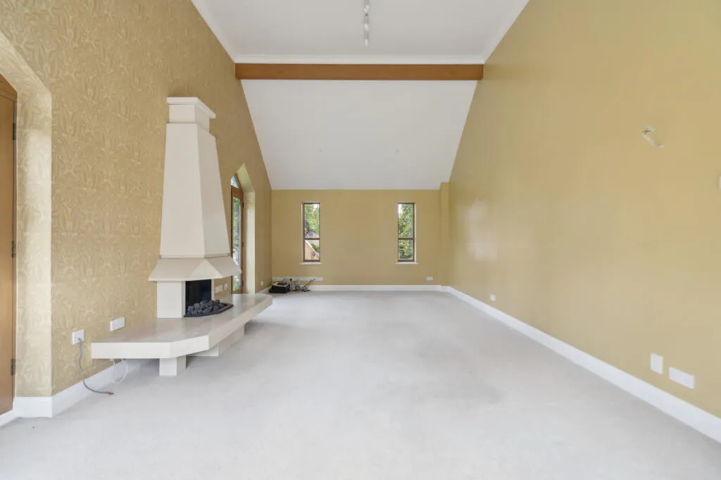 Grange Drive, Wooburn Green HP10 0QD, photo 8