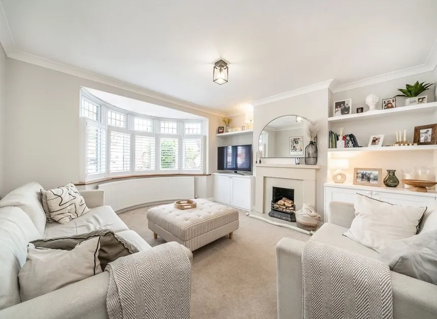 Bassett Gardens, Isleworth, TW7, photo 2