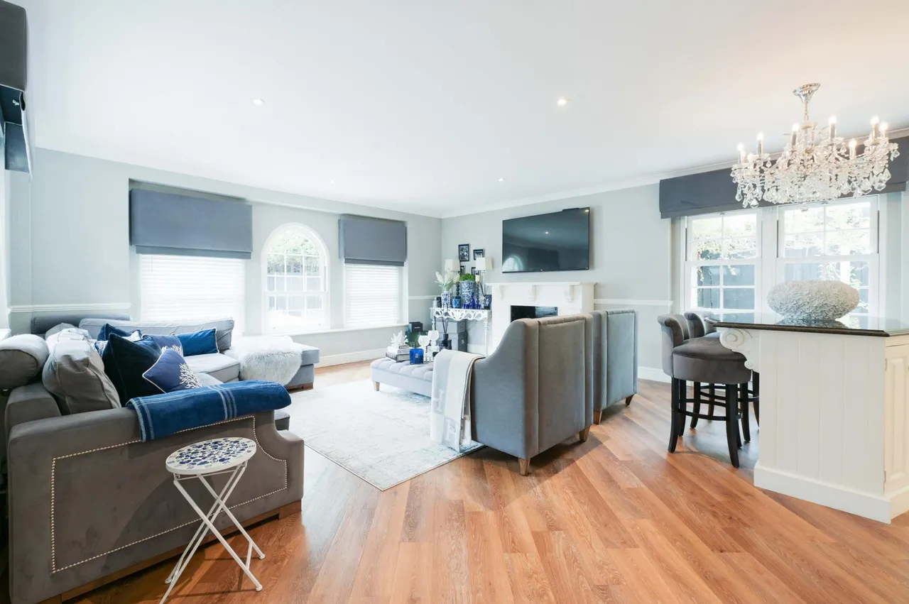 Chessington Road, Ewell, KT19, photo 7