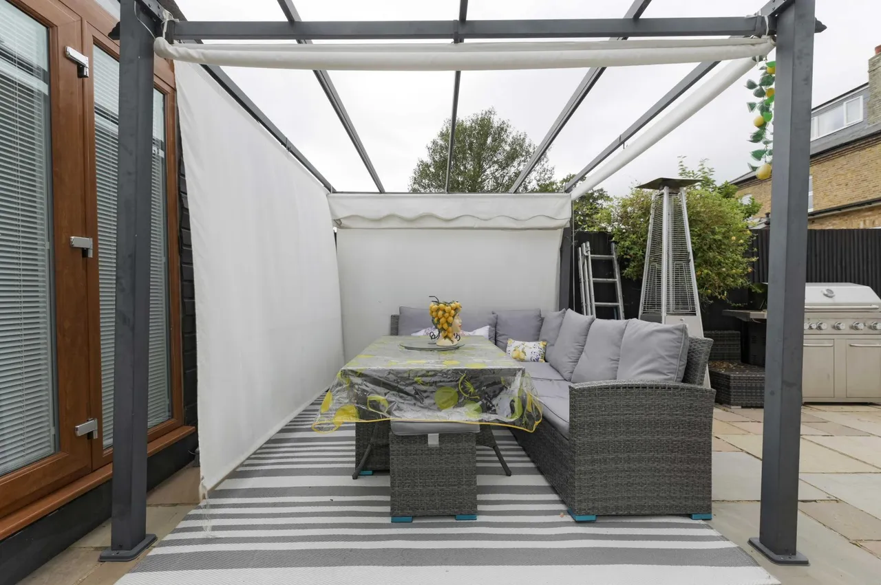 Chessington Road, Ewell, KT19, photo 14