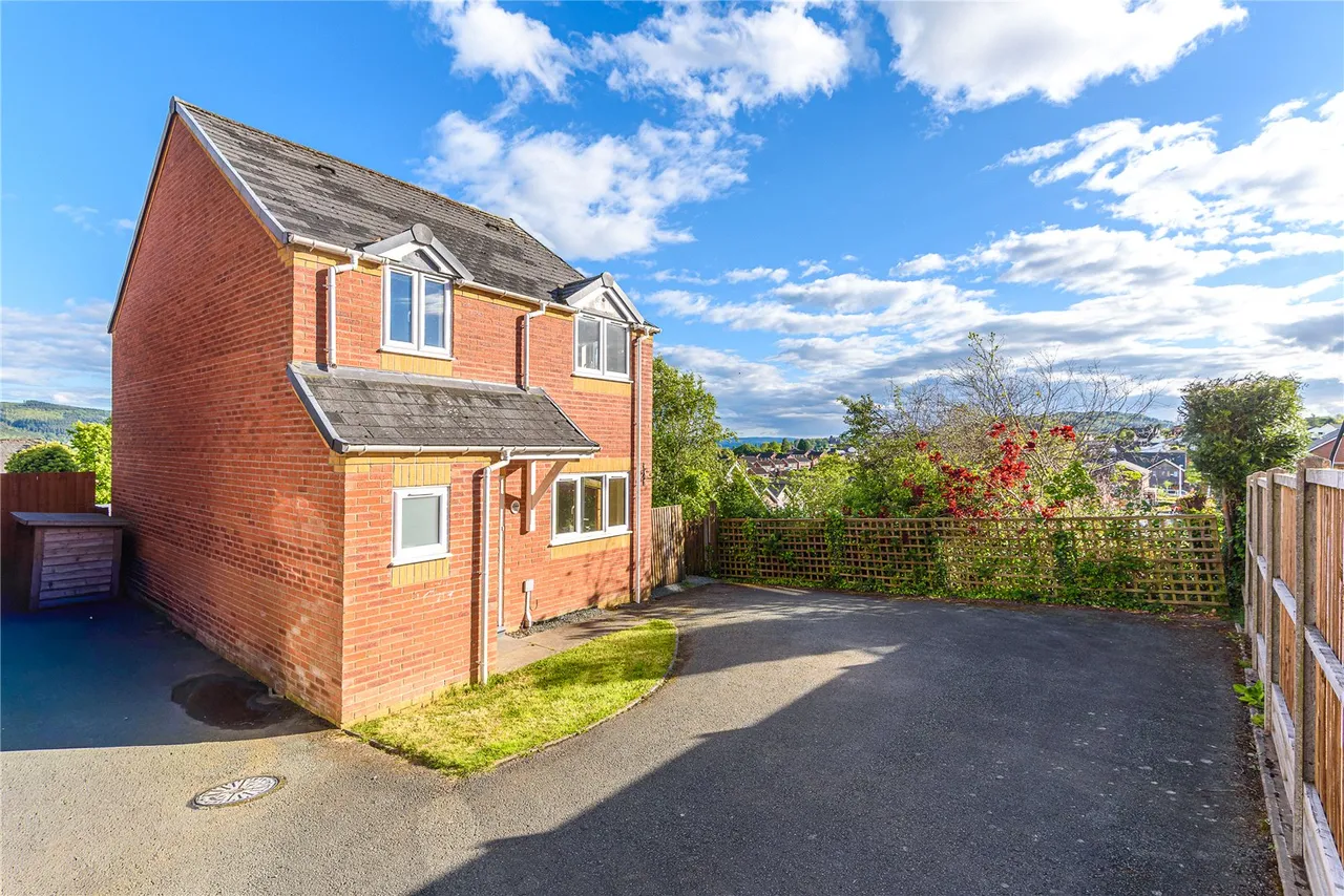 3 bed house for sale — Acorn Rise, Welshpool, Powys, SY21 7TX
