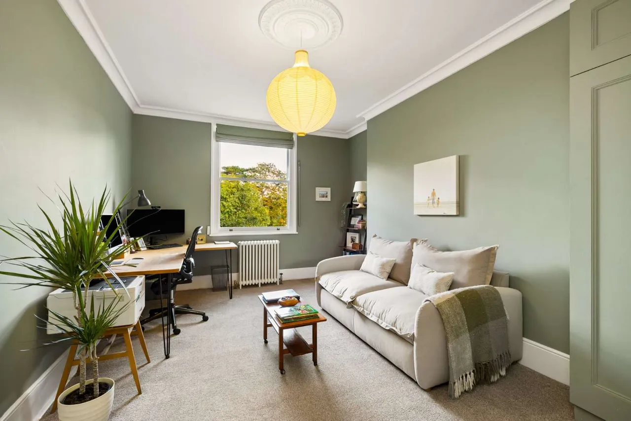 Guildford Road, Westcott, RH4, photo 18