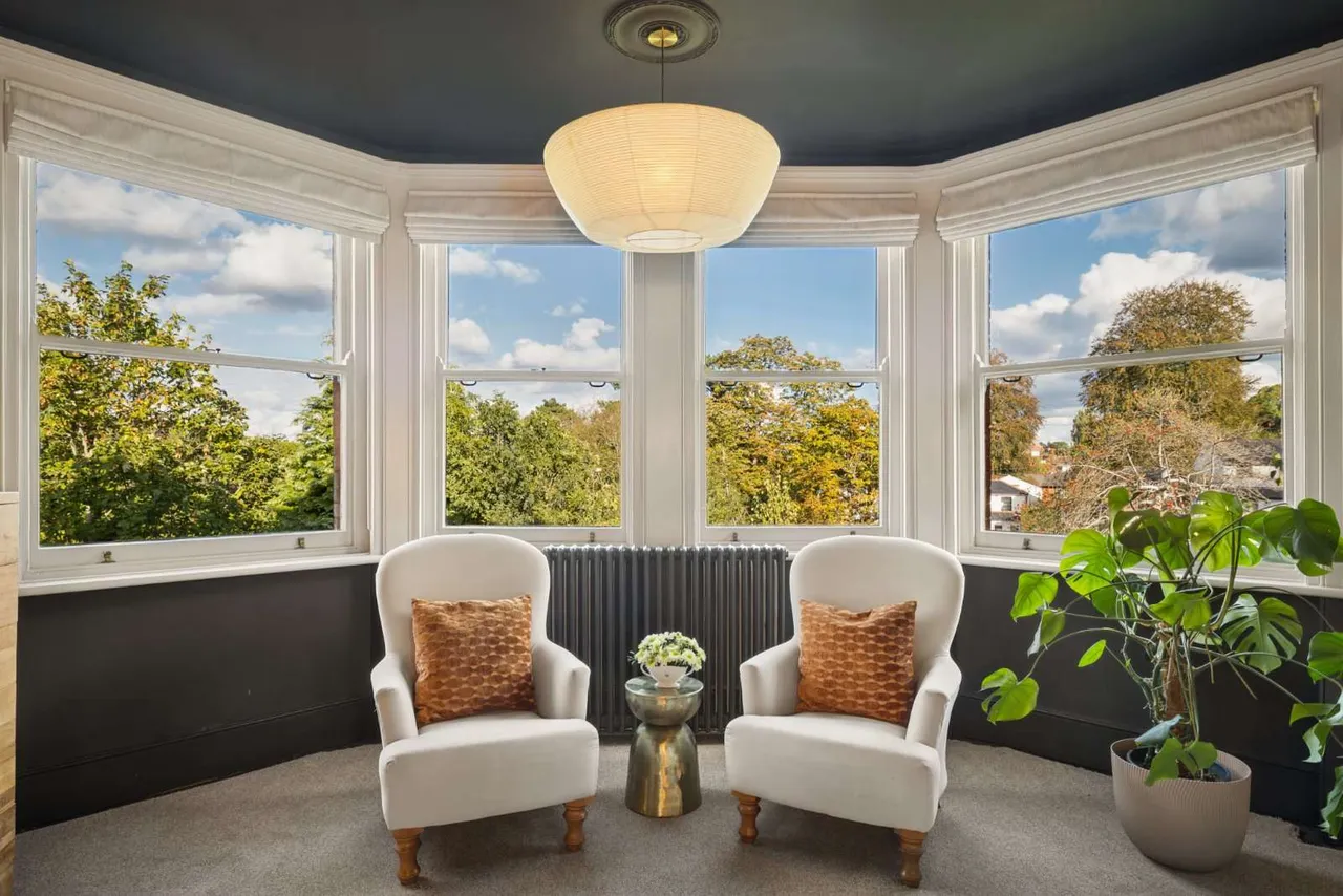 Guildford Road, Westcott, RH4, photo 16