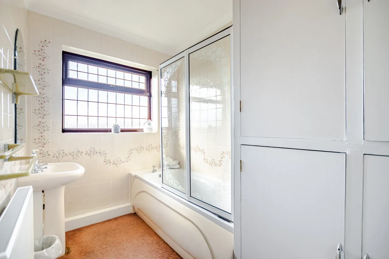 Barnswick View, Cookridge, LS16, photo 17
