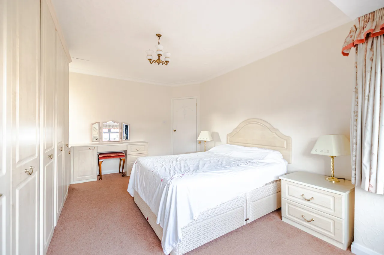 Barnswick View, Cookridge, LS16, photo 13