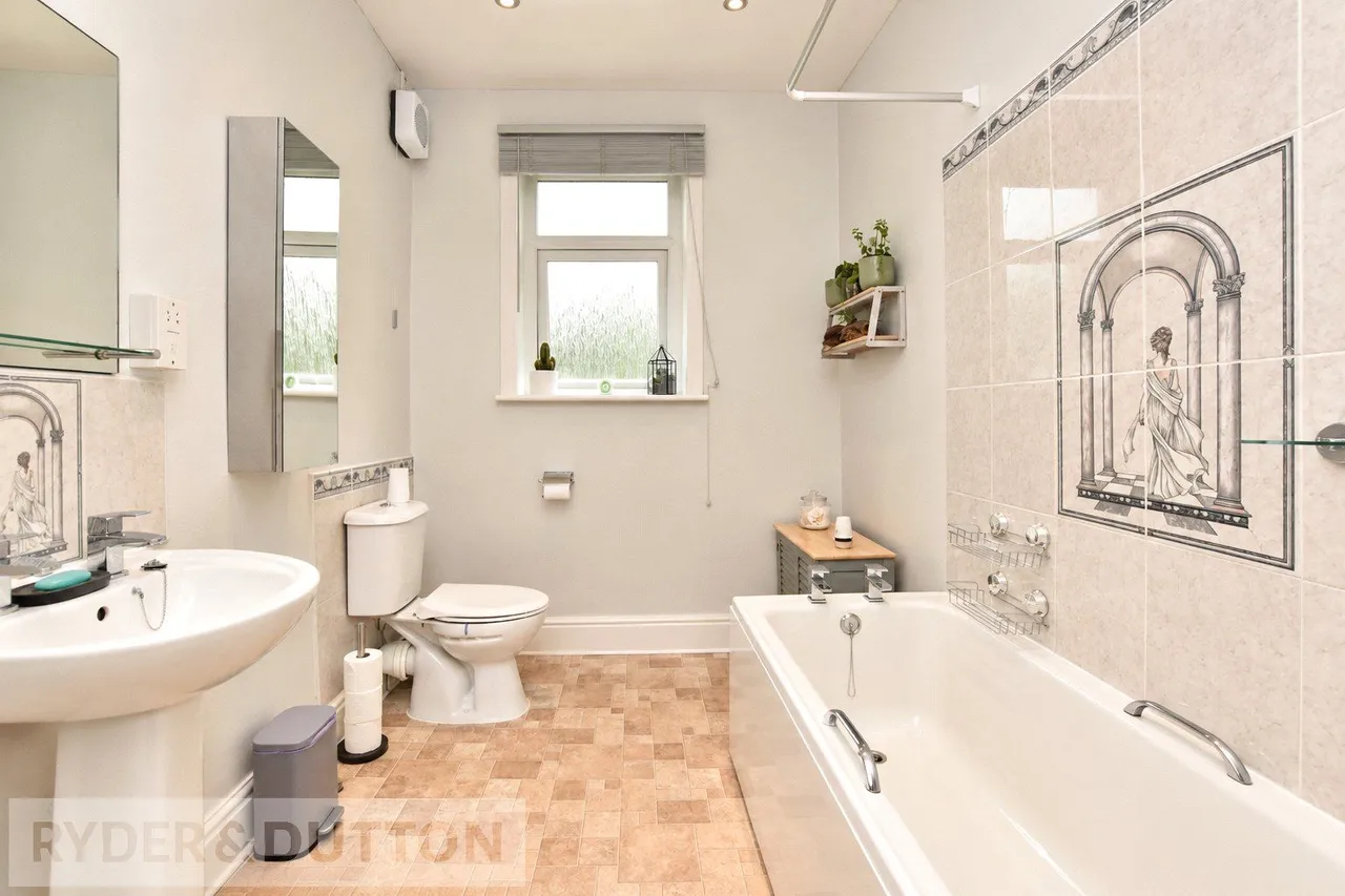 Holborn Street, Brimrod, OL11, photo 10