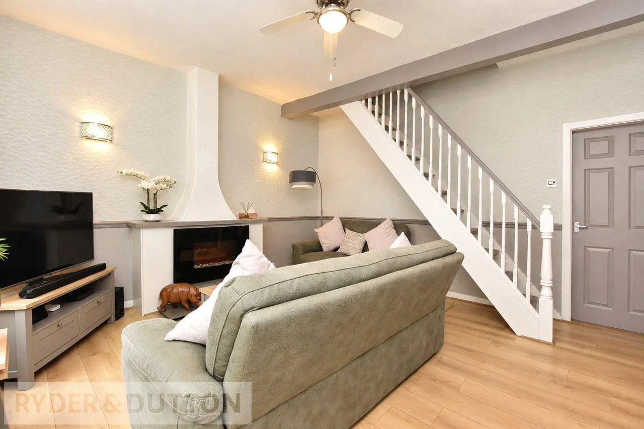 Holborn Street, Brimrod, OL11, photo 3