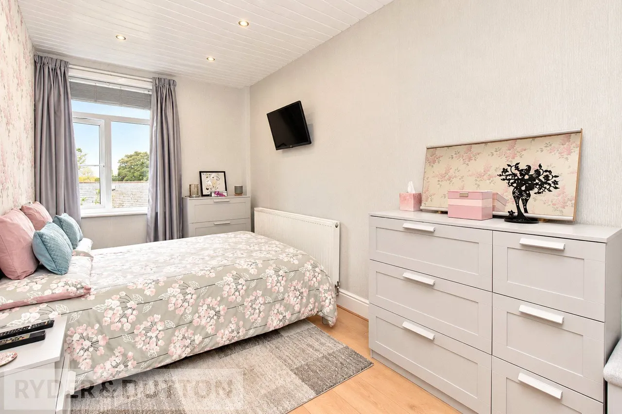 Holborn Street, Brimrod, OL11, photo 8