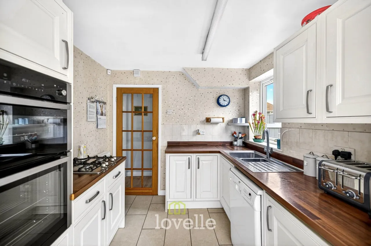 Summerfield Avenue, Waltham, DN37, photo 9