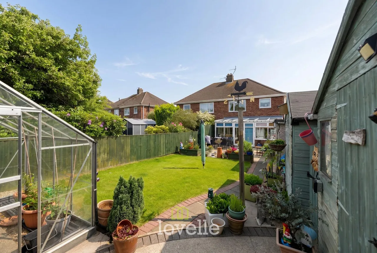 Summerfield Avenue, Waltham, DN37, photo 17