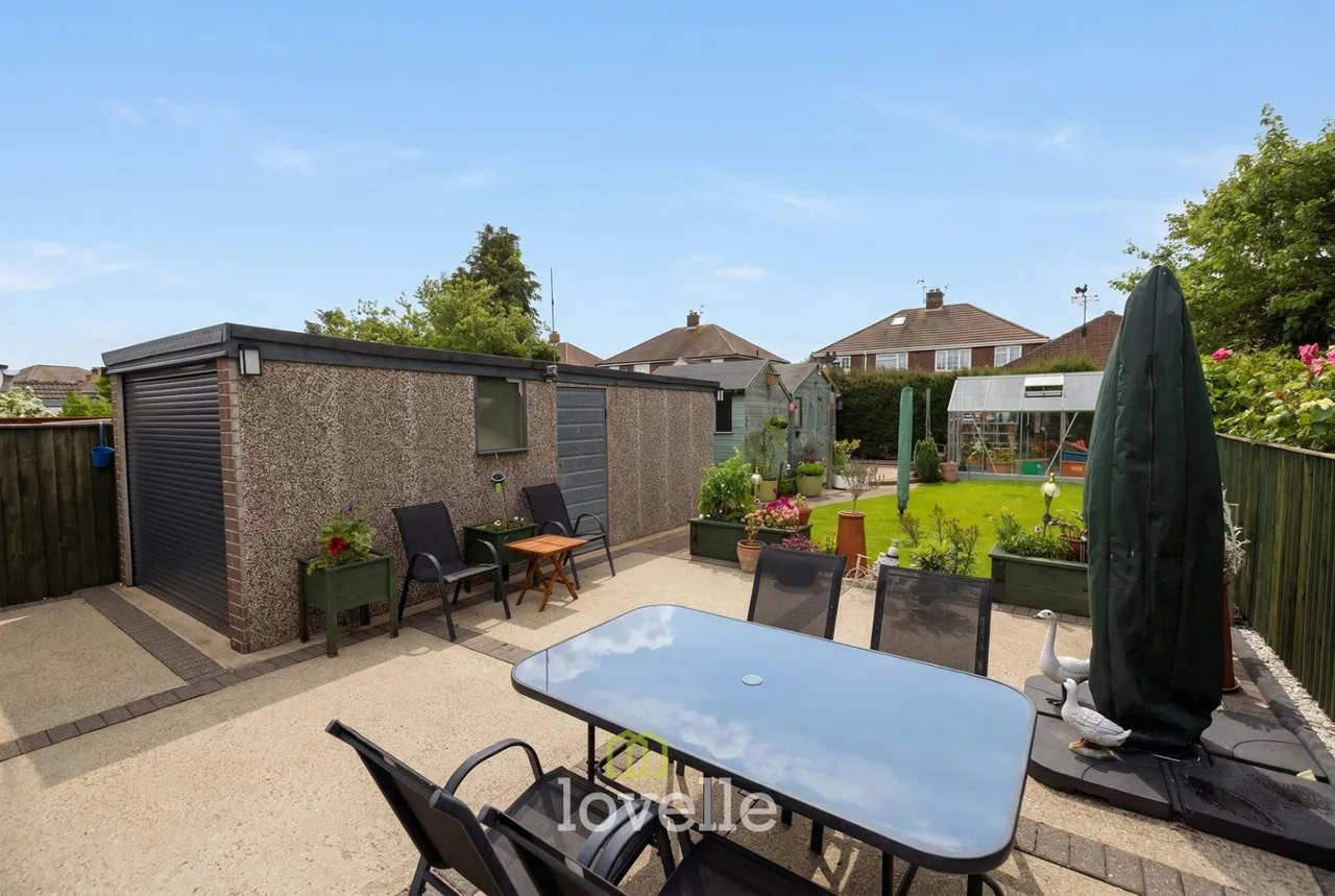 Summerfield Avenue, Waltham, DN37, photo 14
