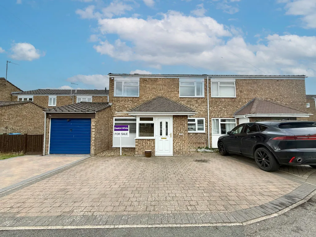 Hampden Road, Stoke Mandeville HP22 5TW, photo 14