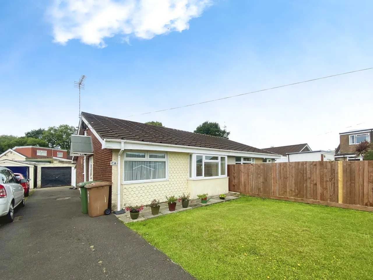 Hazel Grove, Caerphilly, CF83, photo 2