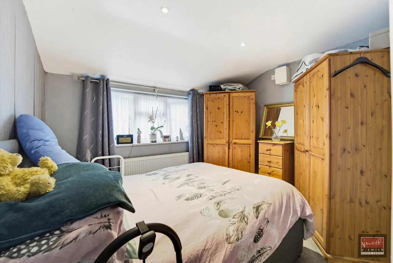 Clarendon Road, Ashford, TW15, photo 5