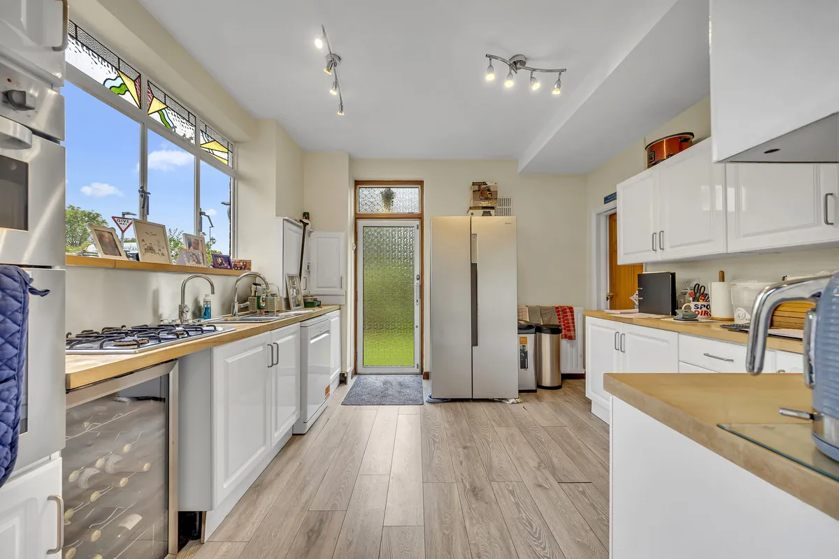 Heath Drive, Romford, RM2, photo 7
