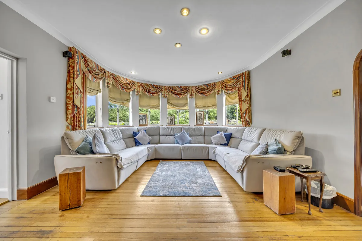 Heath Drive, Romford, RM2, photo 11