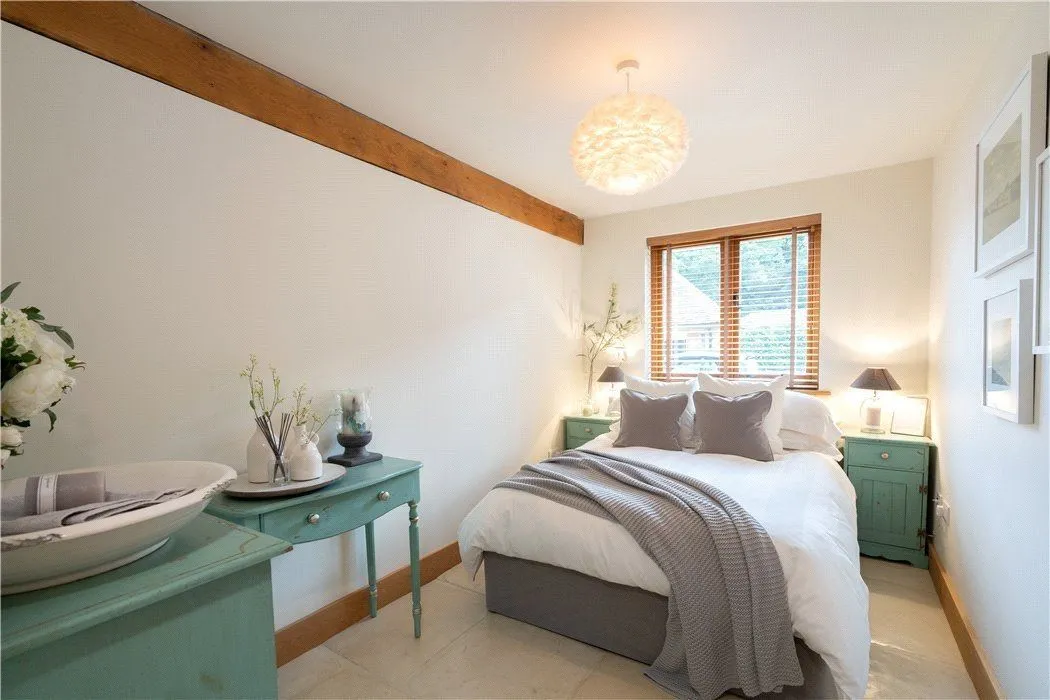 Ewhurst Manor, Shermanbury, Horsham, West Sussex, RH13 8HG, photo 6