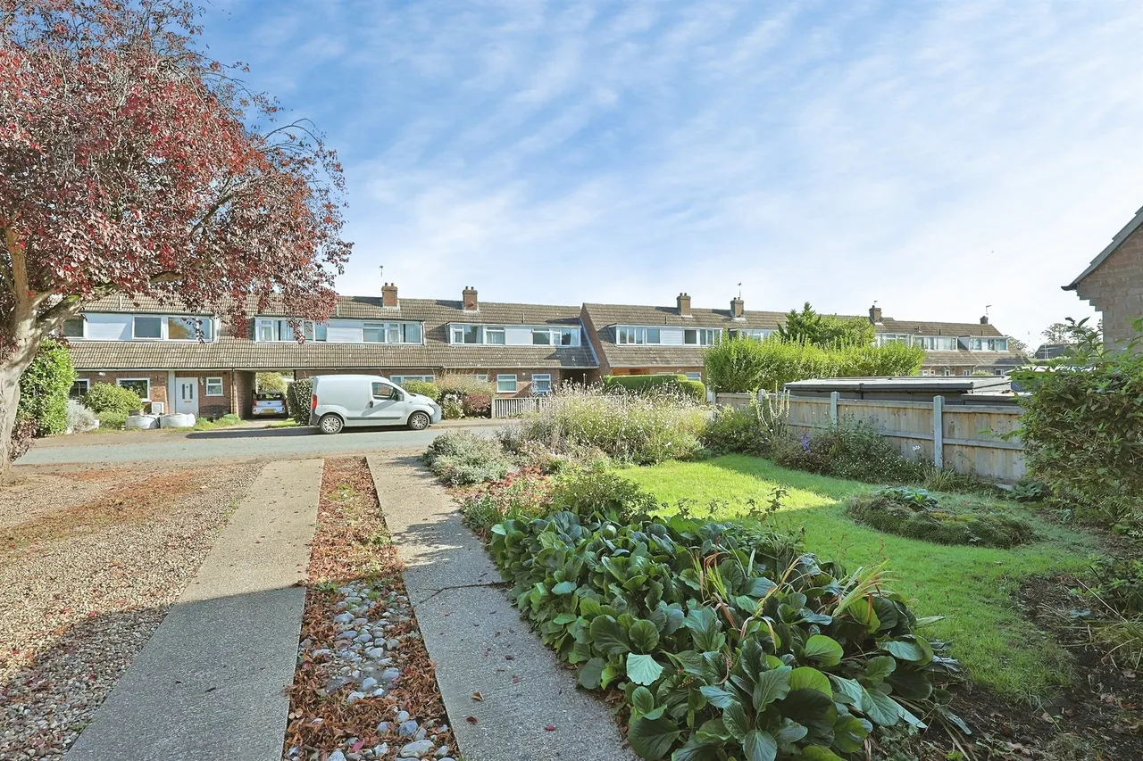 Braydeston Crescent, Brundall, NR13, photo 14