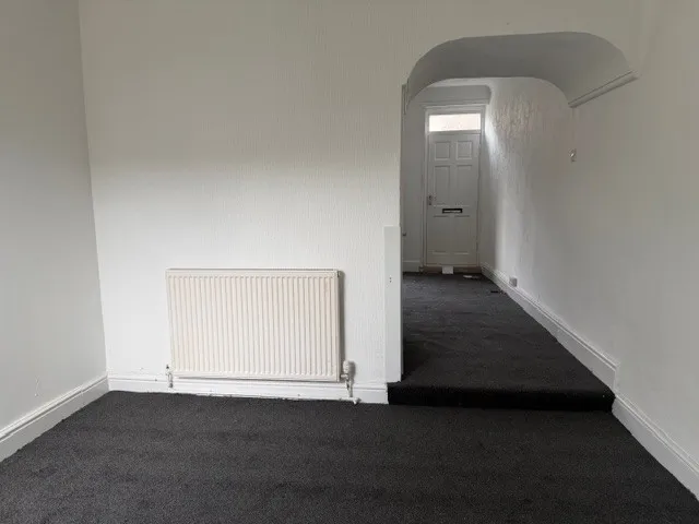 2 bed house to rent, Richard Street, Grimsby, DN31