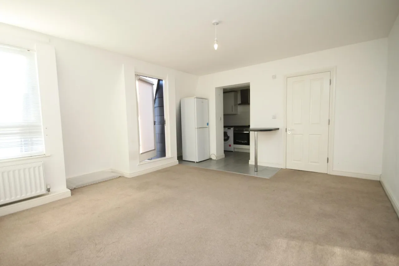 George Street West, Luton, LU1, photo 4