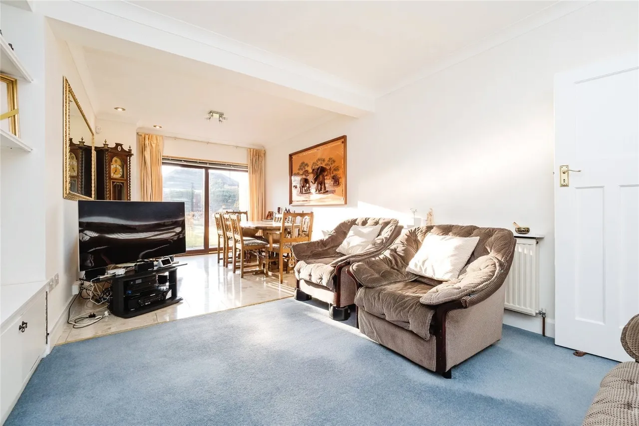 Grosvenor Drive, Hornchurch, RM11, photo 19