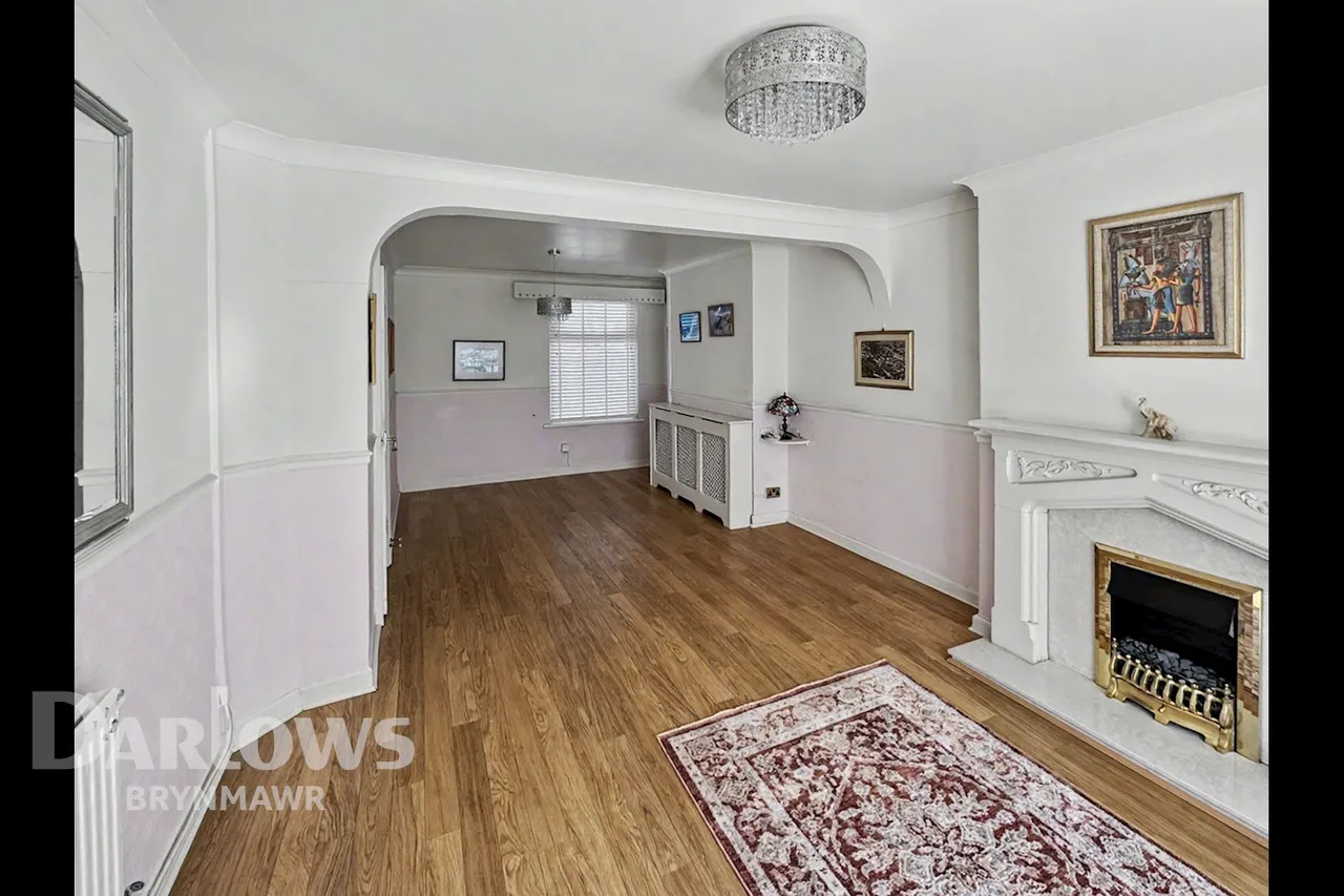 Warwick Road, Brynmawr, photo 7