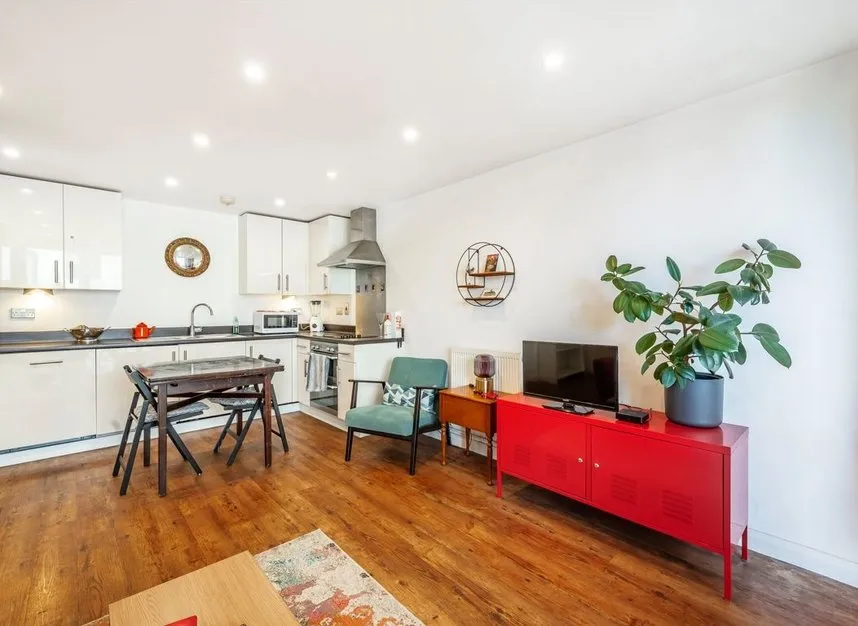Ramsgate Street, Dalston, E8, photo 6