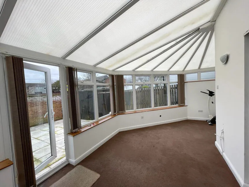 Cross Hedge Close, Leicester, Leicestershire, LE4, photo 4