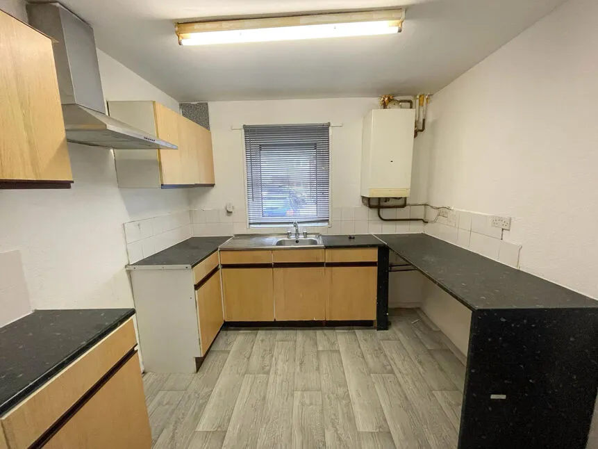 Cross Hedge Close, Leicester, Leicestershire, LE4, photo 6
