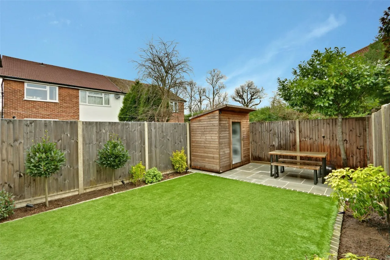 Bramley Close, London, N14, photo 6