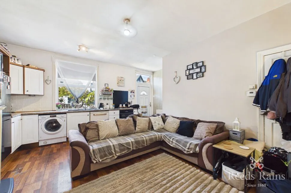 Sunny Bank, Churwell, Leeds, LS27, photo 3