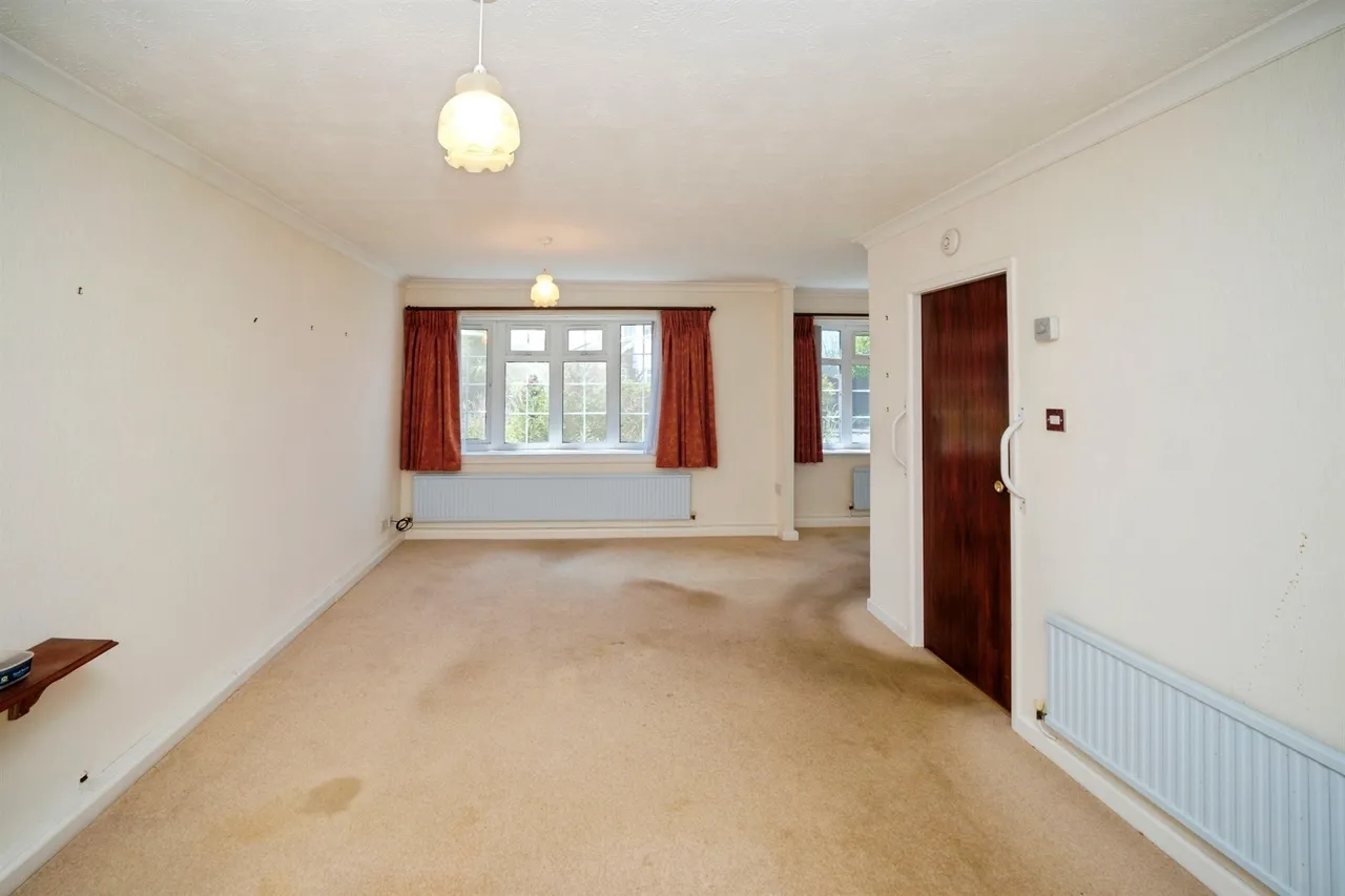 Hambledon Drive, Wirral, photo 5