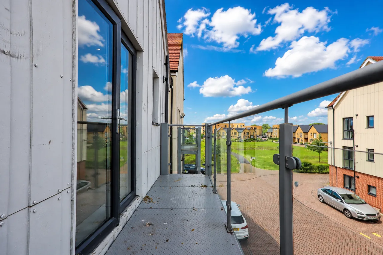 Falcon Avenue, South Ockendon, RM15, photo 9