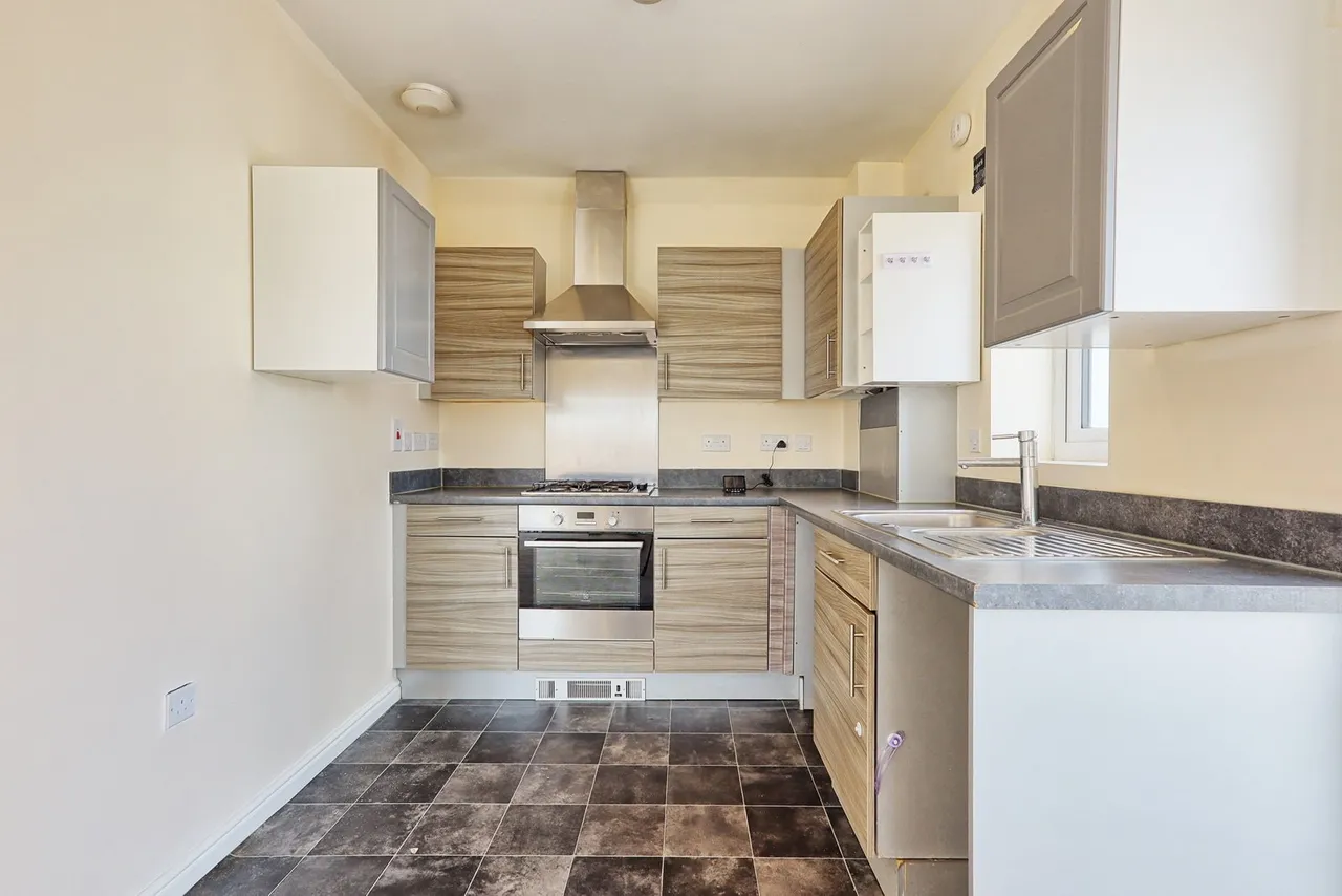 Falcon Avenue, South Ockendon, RM15, photo 4
