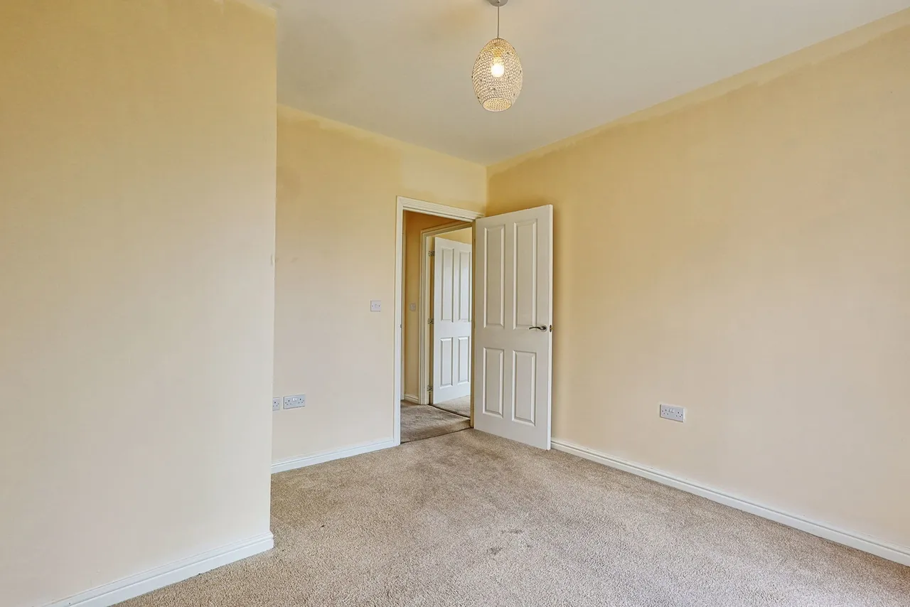 Falcon Avenue, South Ockendon, RM15, photo 14