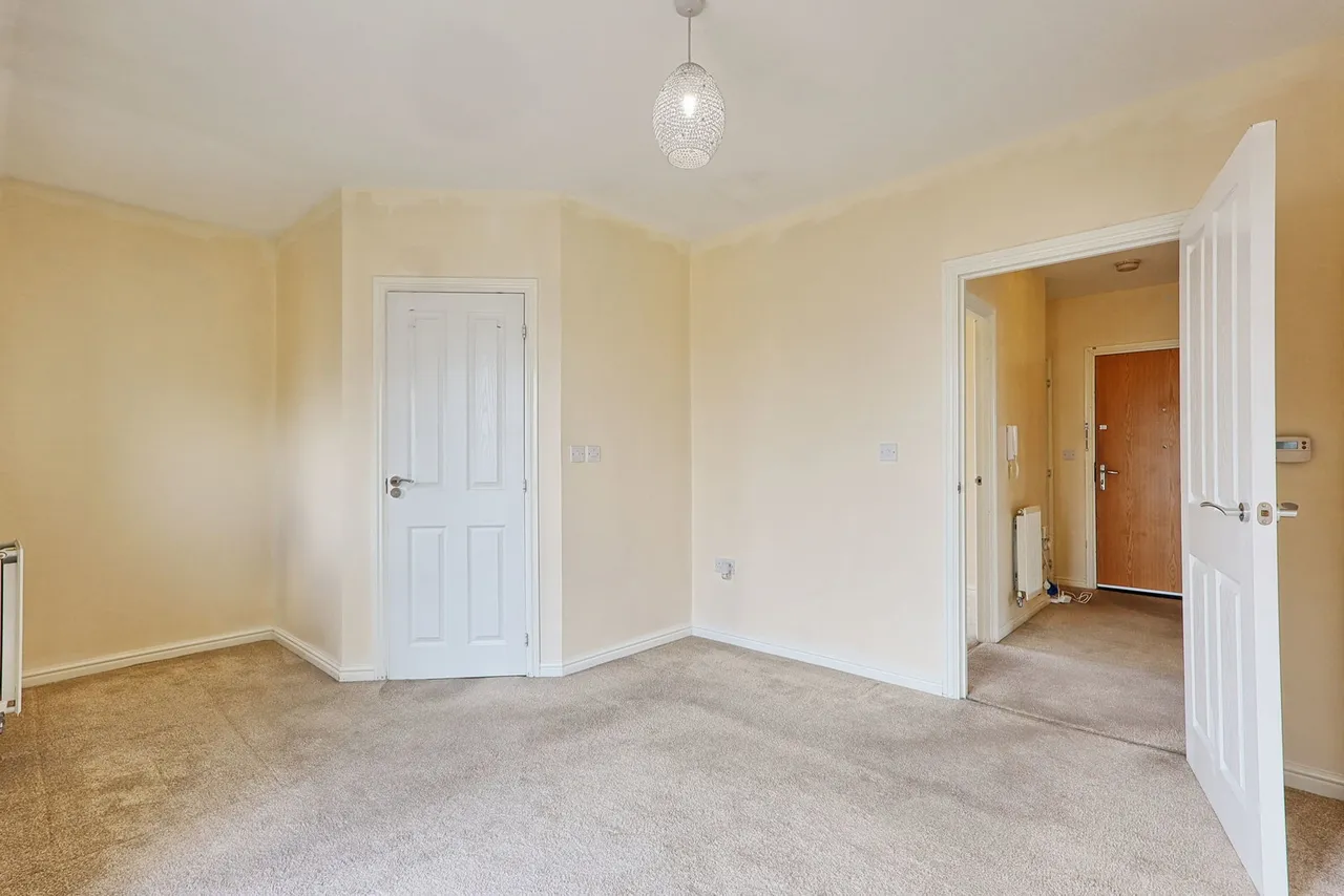 Falcon Avenue, South Ockendon, RM15, photo 11