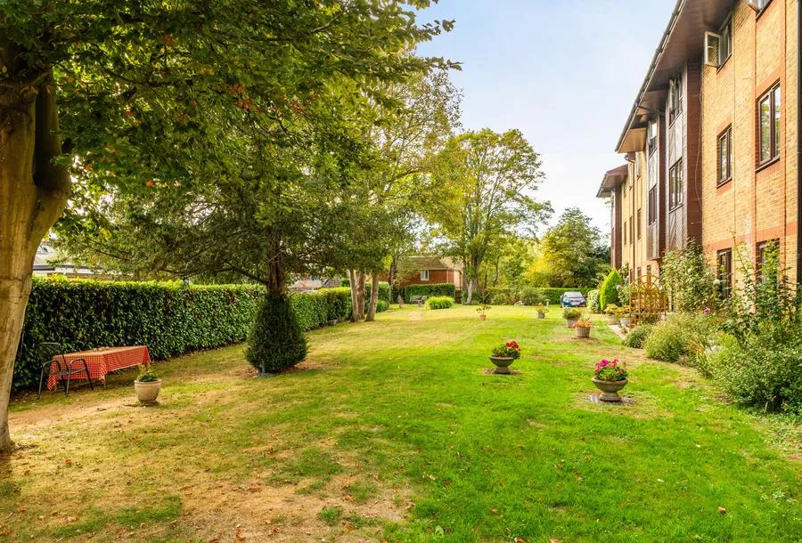 Reigate Hill, Reigate, RH2, photo 9