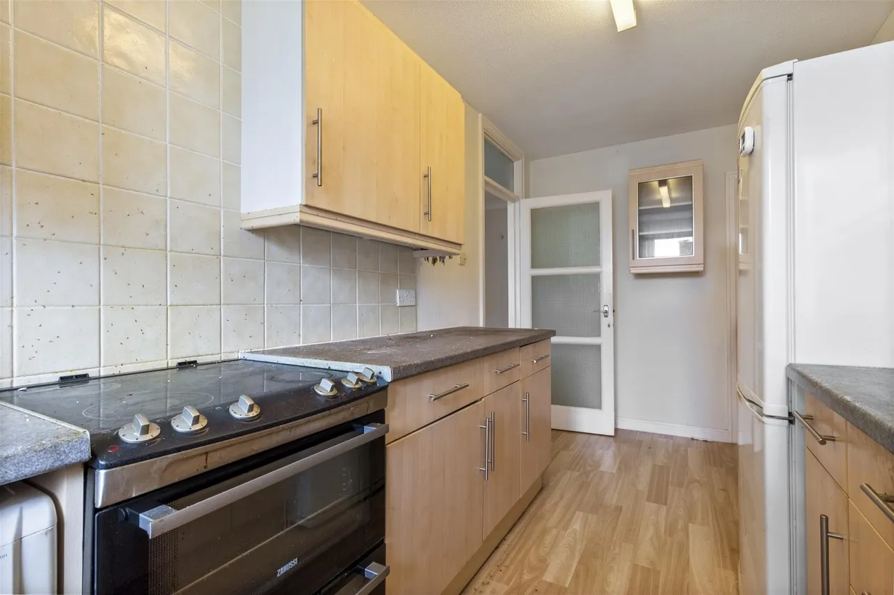 West Parade, Worthing, photo 8